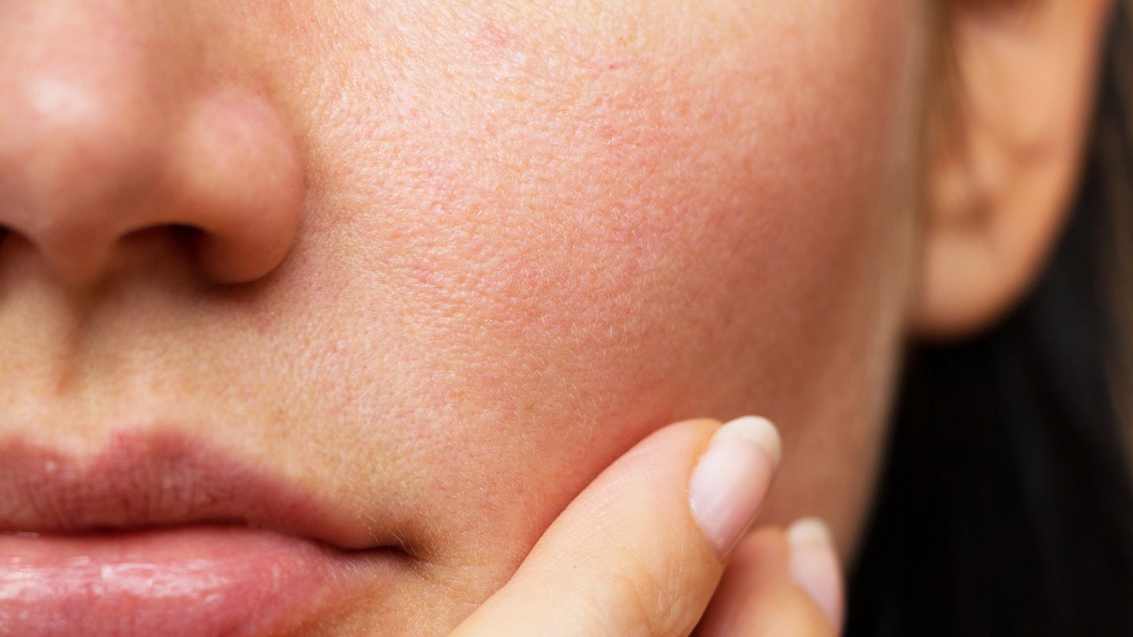 Comment resserrer les pores de la peau? Gouteurduroi.fr